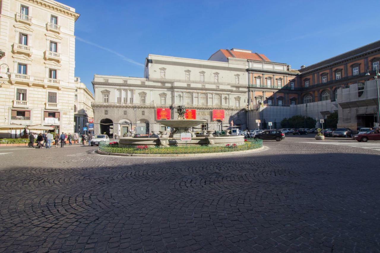 Carafa'S Central Apartment By Hhn Nápoles Exterior foto